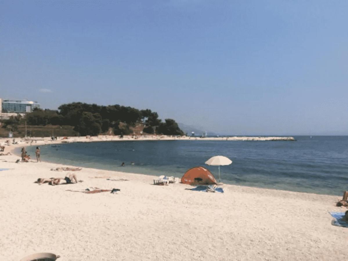 Beach Apartment Butterfly With Sea View Split Eksteriør bilde