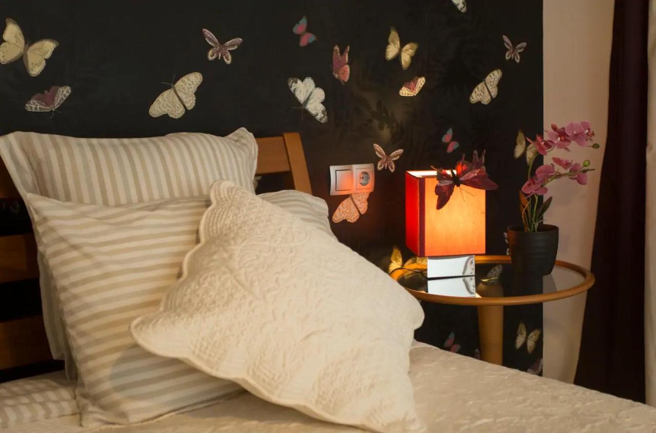 Beach Apartment Butterfly With Sea View Split Eksteriør bilde