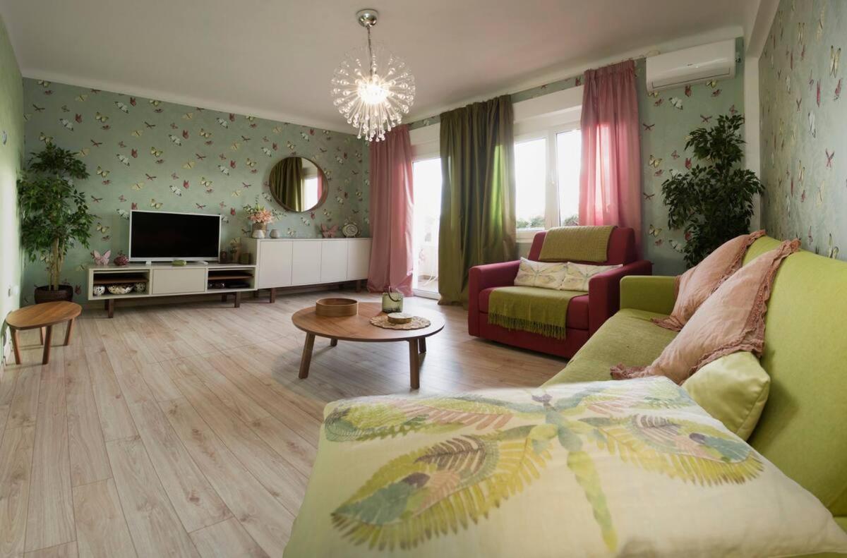 Beach Apartment Butterfly With Sea View Split Eksteriør bilde